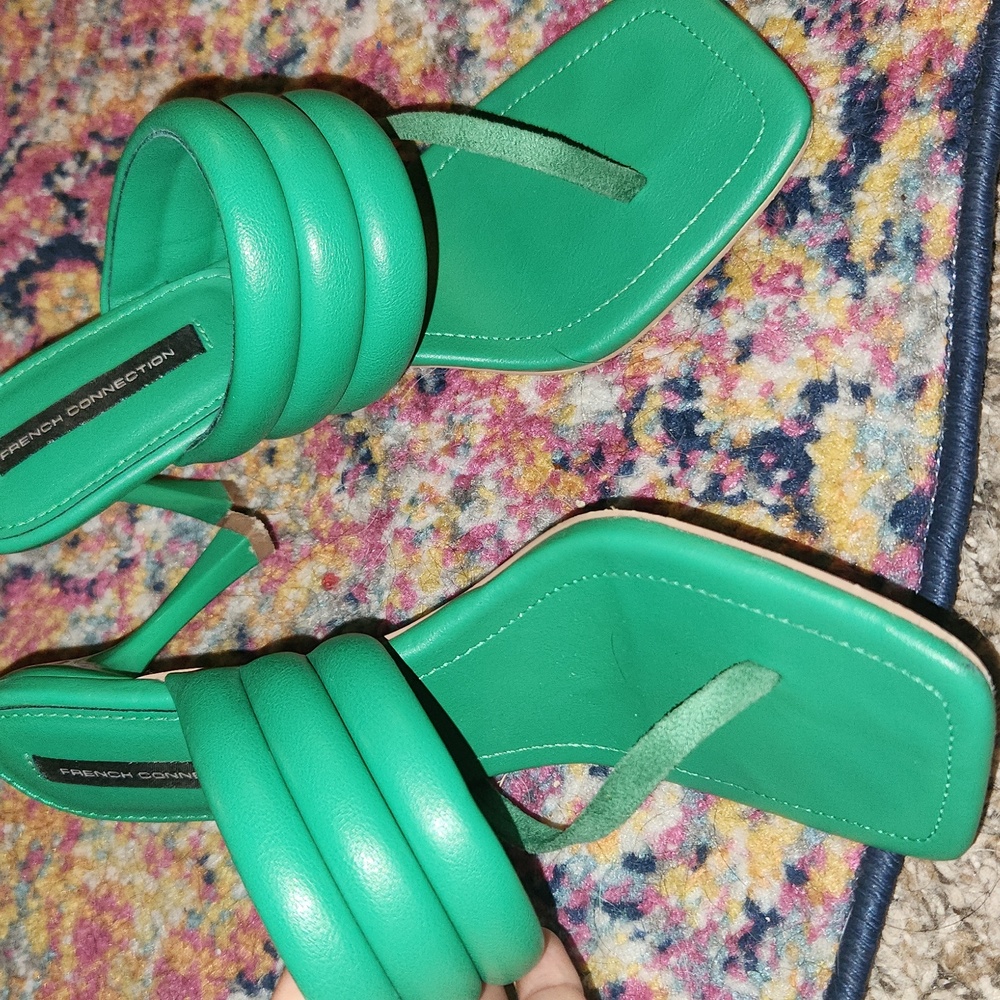 French connection Valerie dress sandals size 6.5 Green. - Picture 7 of 8